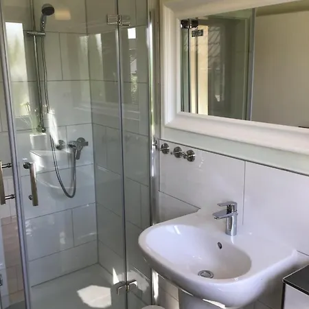 アパート Haus Rheinsteig ウンケル